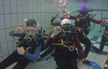 Zdjęcia z zajęć basenowych dla dzieci