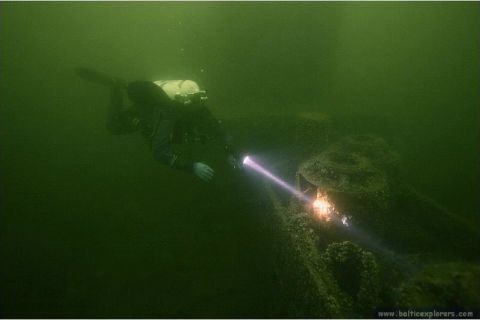 Nurkowanie wrakowe Delfin + Groźny