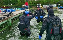 Sidemount diving