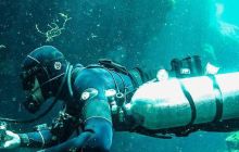 Sidemount diving
